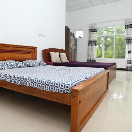 Sujee'S Guest House With Two Bed Rooms Anuradhapura Exterior foto
